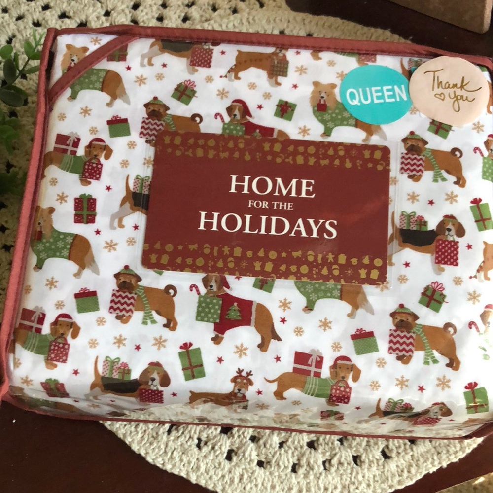 Home for the Holidays Queen Bedding Set - Festive Dog Print